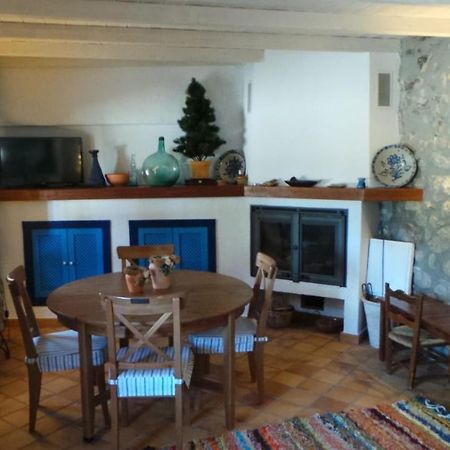 Vivienda Rural Fuente De Los Gusarapos Burunchel Ngoại thất bức ảnh